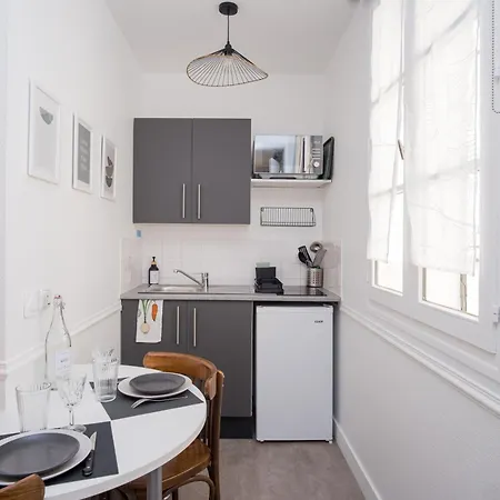 Hyper Centre, Phenix-sils アパート カーン