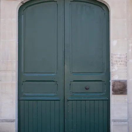 Hyper Centre, Phenix-sils アパート カーン