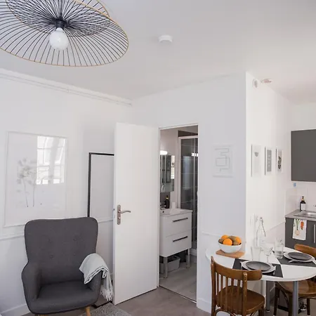 Hyper Centre, Phenix-sils アパート カーン